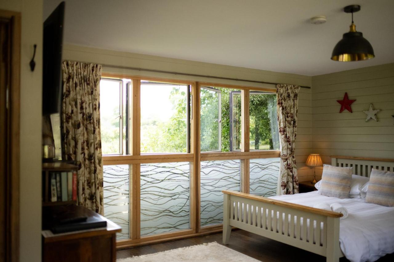 The Countryside Cabin With Private Hot Tub Apartment Newquay (Cornwall)